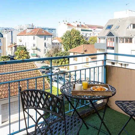 L'escapade Paloise, Balcon, Garage Prive Apartment Pau